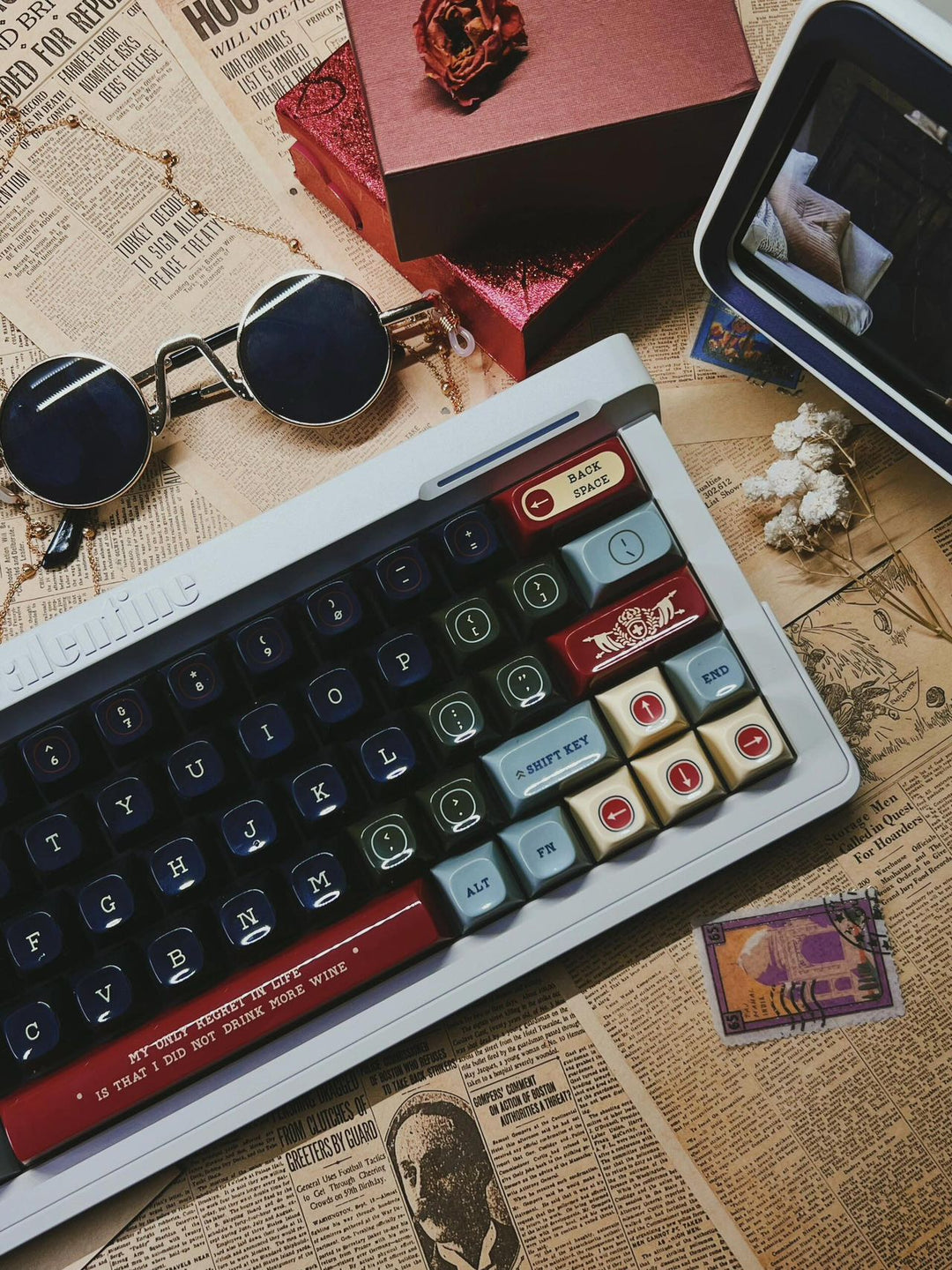 WINMIX - Keycaps - GSA x Buger Work Comrade Keycaps - Keebz N Cables