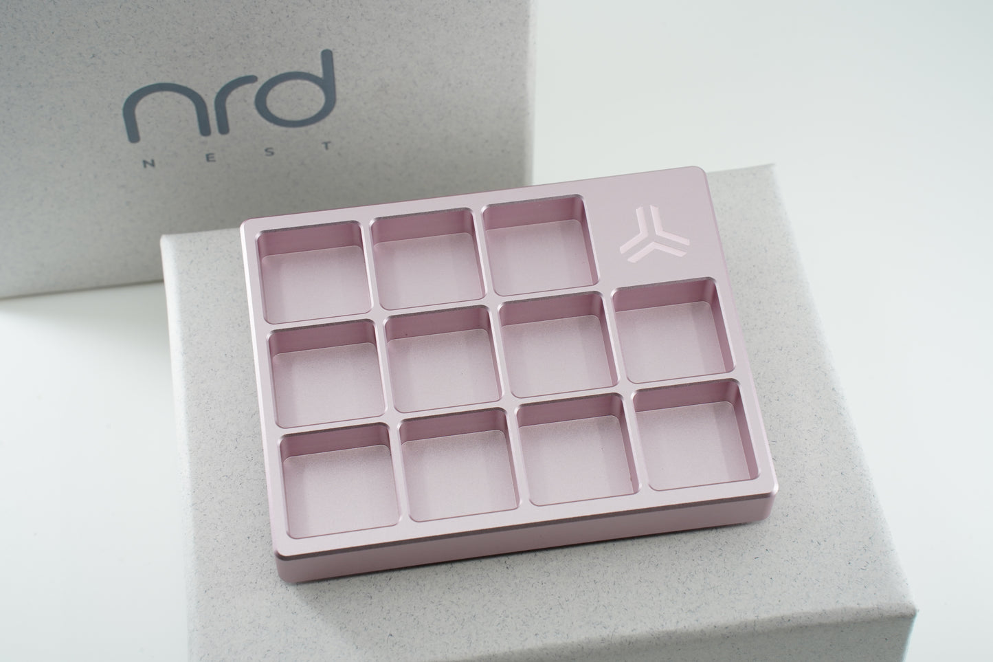 nrdesigns.co NEST Artisan Keycap Display Tray Keebz N Cables
