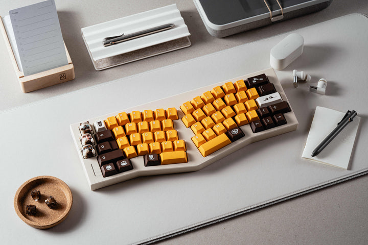 KCH - Keycaps - [Pre-order] KCH Nekoccino Keycaps - Keebz N Cables