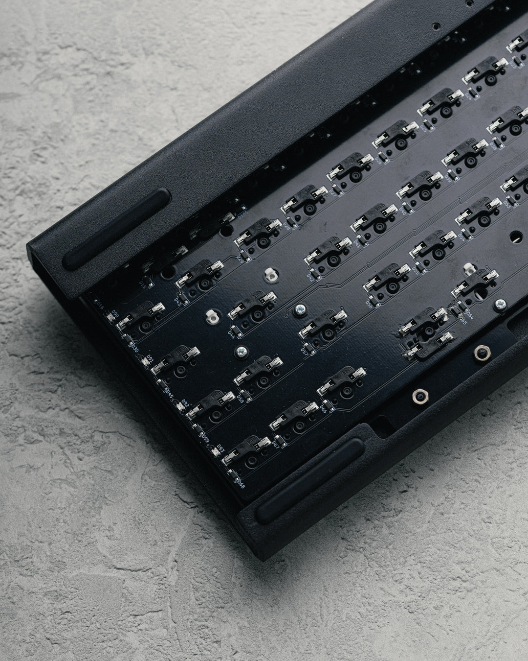 [Group-buy] Float65 65% Bent Steel Custom Keyboard Kit