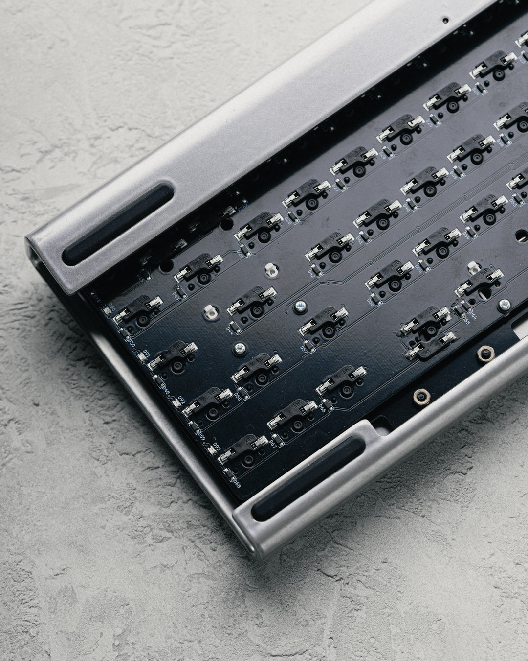 [Group-buy] Float65 65% Bent Steel Custom Keyboard Kit