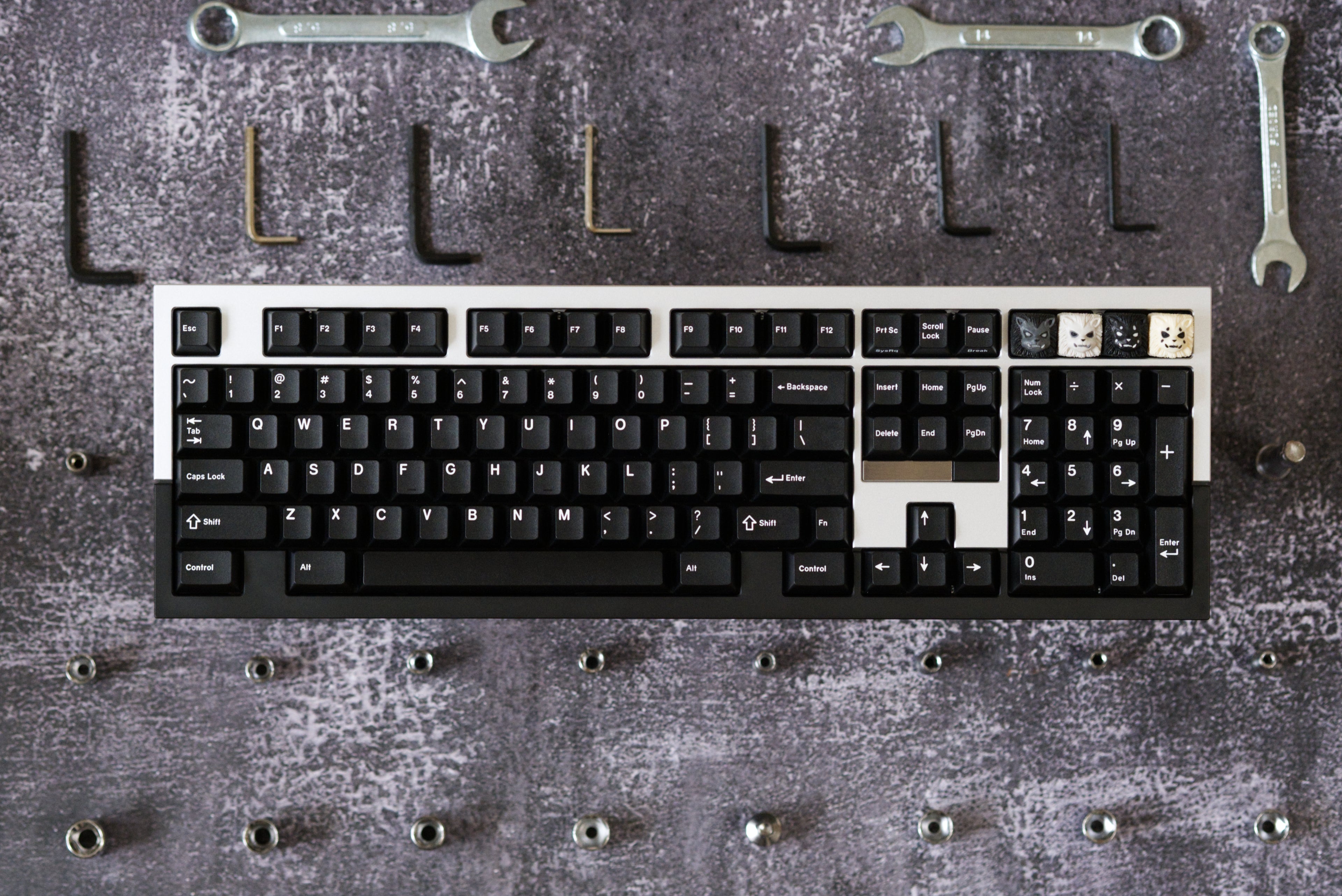 予約注文] タッチストーン フルサイズ カスタムキーボードキット Keebz