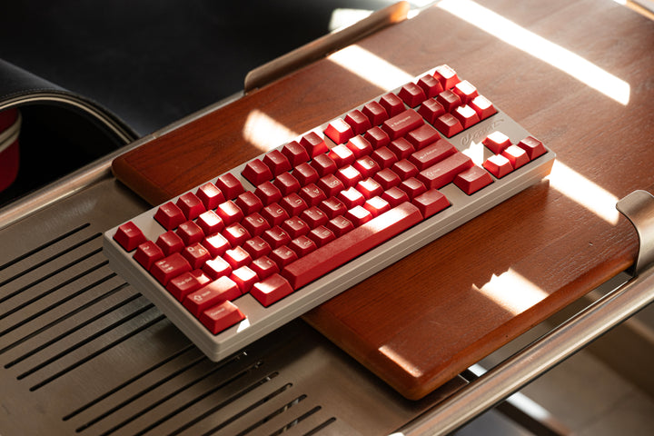 [Group-Buy] Classic D Gigant Custom Keyboard Kit