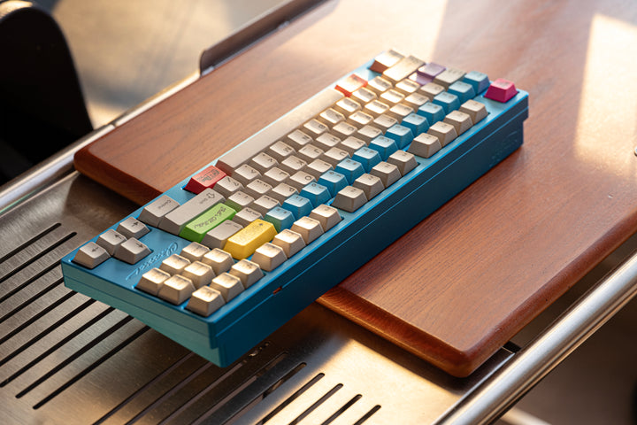 [Group-Buy] Classic D Gigant Custom Keyboard Kit