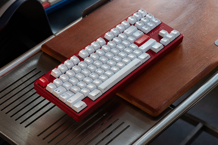 [Group-Buy] Classic D Gigant Custom Keyboard Kit