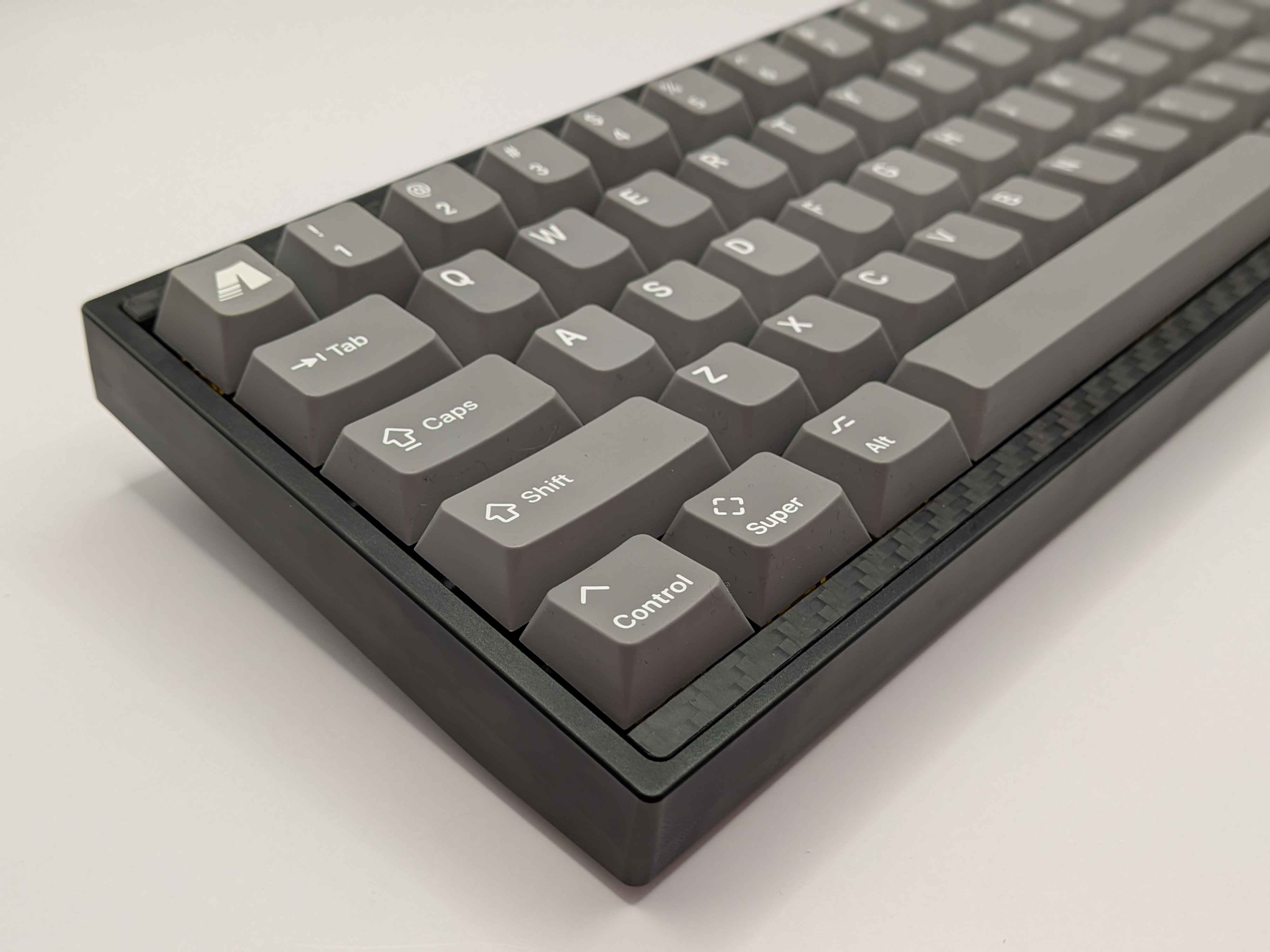 60% Keyboards Keebz N Cables