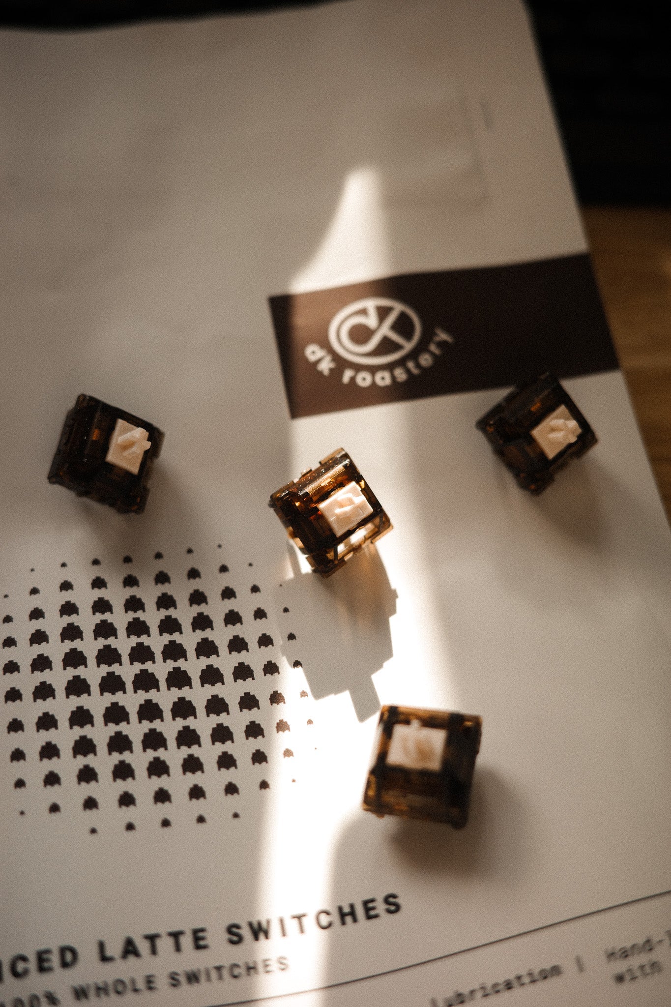 DK Roastery - Iced Latte Linear Switches