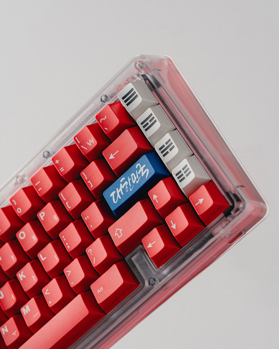 [Group-Buy] GMK Red Devil R2 Keycaps