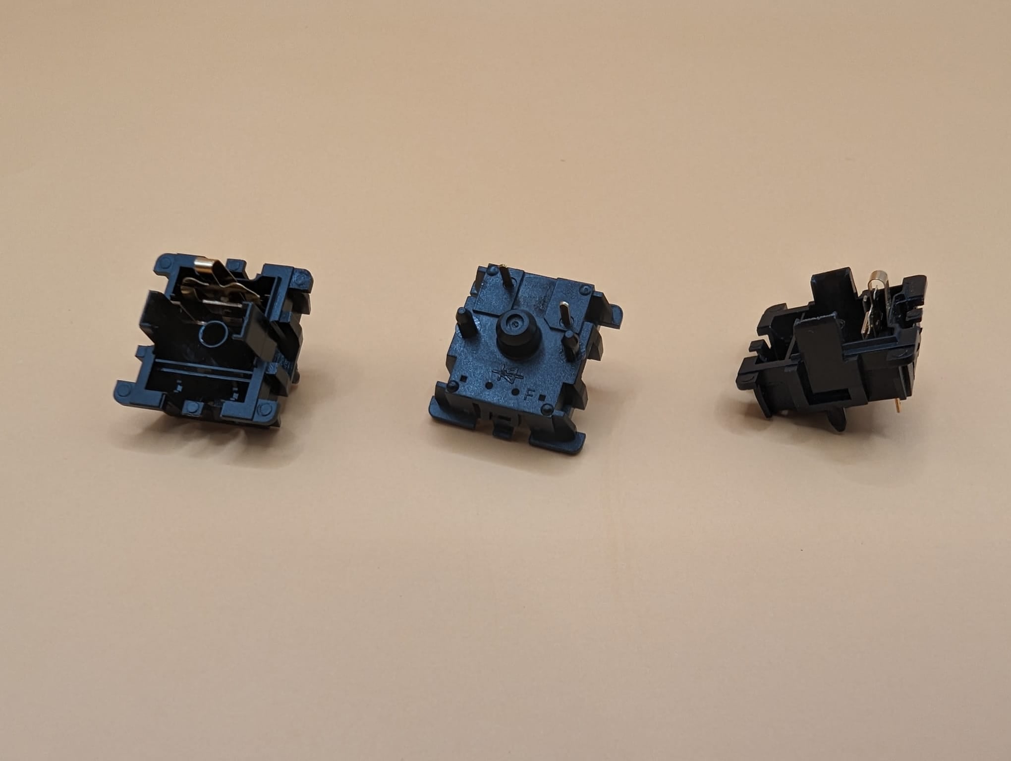 Black Cherry Pie Frankenswitchs（未使用・89個） Sarokeys | Black Cherry Pie Linear Switch