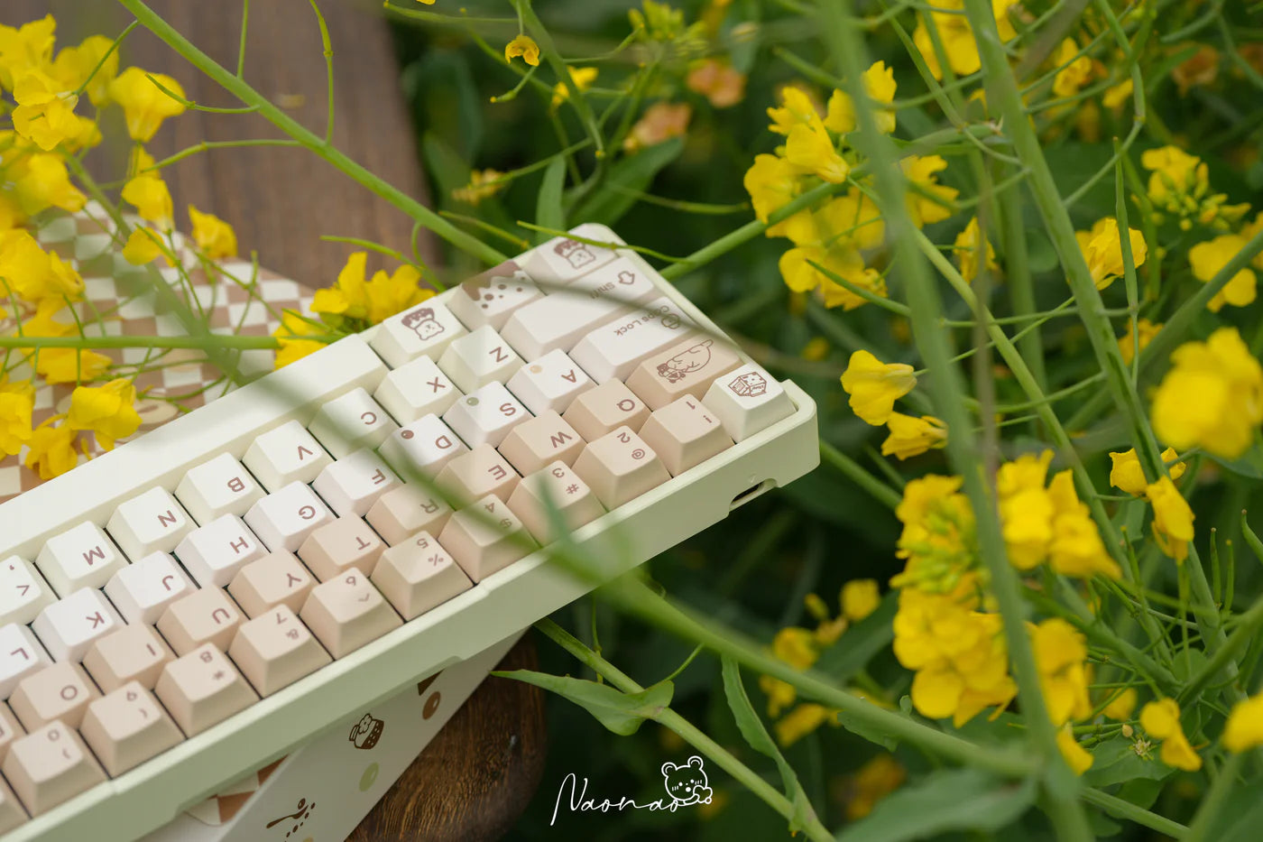 QwertyKeys Pearl Milk Tea Dye-sub PBT Keycaps – Keebz N Cables