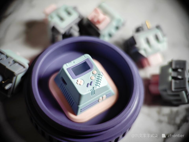 ZMKC - Keyboard Switches - ZMKC x XCJZ Pocket Game Console Artisan Keycap - LUCY Edition - Keebz N Cables